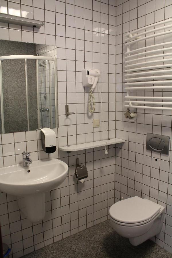 Uroczysko Porszewice - Osrodek Konferencyjno-Rekolekcyjny Hotel Пабянице Екстериор снимка